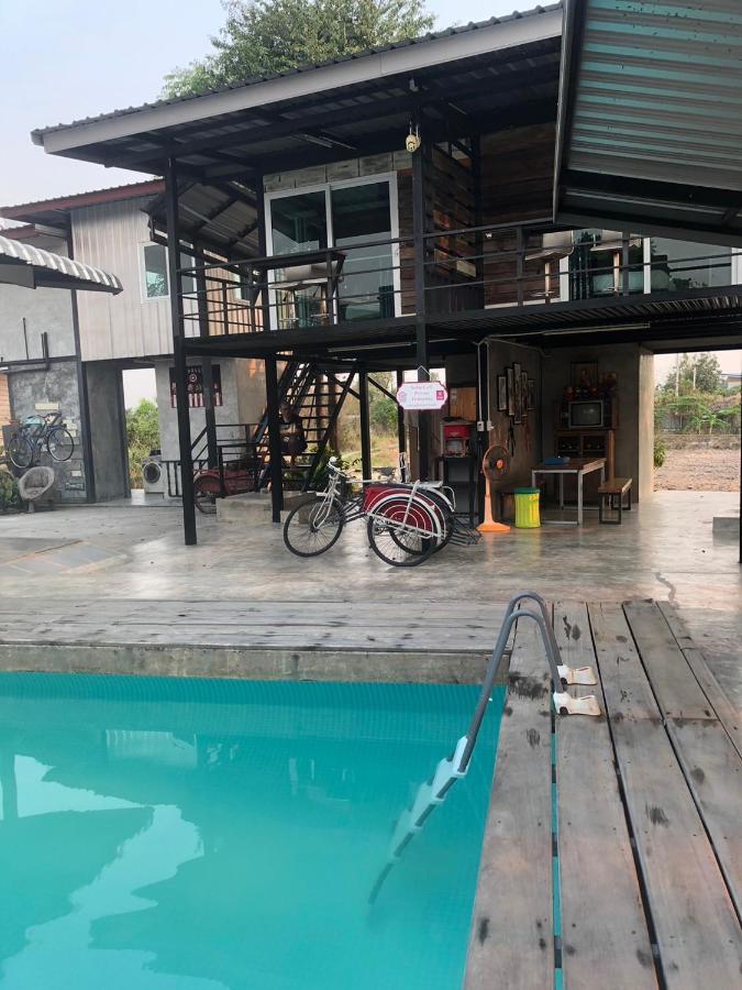 Solarcell Private Homestay - โซล่าเซลล์ไพรเวทโฮมสเตย์ Uthai Thani Exterior foto